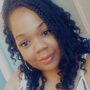 Meet your Posher, Tiffany